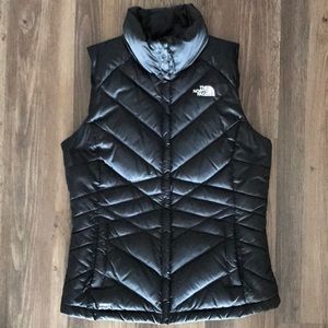 The North Face Black 550 Vest Women’s size S